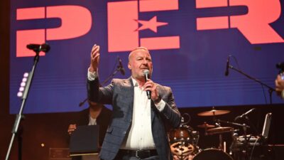 Başkan Karabatı: “Gençlerimizin her daim yanındayız”