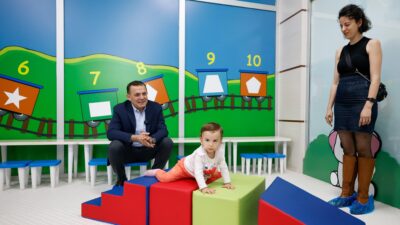 Yenişehir Belediyesi Bebek Gelişim Merkezi açıldı Mersin Yenişehir Belediyesi, 2019 yılında başlattığı ve Türkiye’de bir ilk