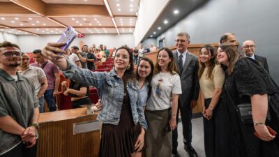 "Bu şehrin hizmetinde olmak onurdur"