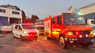 KADIKÖY BELEDİYESİ’NDEN İZMİR’E DESTEK Kadıköy Belediyesi Kentsel Arama Kurtarma Takımı BAK Kadıköy, İzmir’deki orman