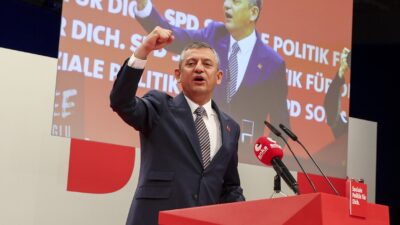 “BU ZOR KOŞULLARDA BİLE UMUTLUYUZ; HALKIMIZ DİRENMEKTEDİR VE DEMOKRATİK GÜÇLER