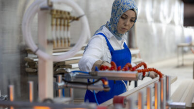 BÜYÜKŞEHİR’İN “MERSİNLİ KADIN USTALAR”  PROJESİ İLE KADINLAR İSTİHDAMA KATILIYOR