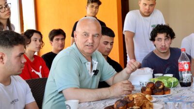 Çine Belediye Başkanı Mehmet Kıvrak, hafta sonu yapılacak olan Yükseköğretim