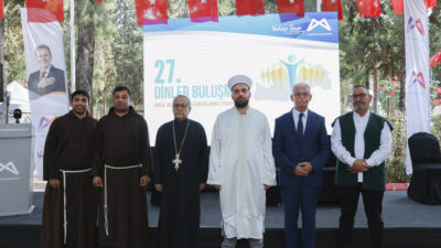 MERSİN BÜYÜKŞEHİR’İN HER YIL ORGANİZE ETTİĞİ ‘DİNLER BULUŞMASI’NIN 27.’Sİ GERÇEKLEŞTİ KÜLTÜR MOZAİĞİ KENT MERSİN’DE, ‘DİNLER BULUŞMASI’NDAN BARIŞ VE KARDEŞLİK MESAJLARI