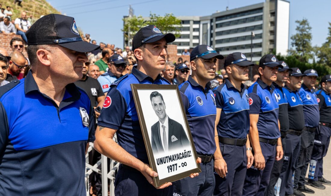 O sıcak havada her yer gözyaşları ile ıslandı...