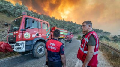 Başkan Tugay Ödemiş’te yangın bölgesinde "Çok üzücü"