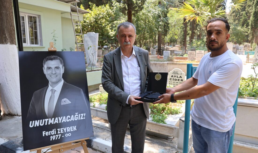 Türkiye şampiyonu olan Yunusemre Belediyespor U17 Futbol Takımı, bu tarihi