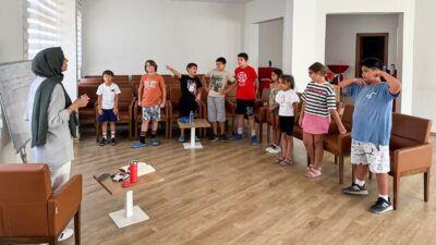 Efeler Belediye Başkanı Anıl Yetişkin’in öncülüğünde çocukların yaz tatilini verimli,