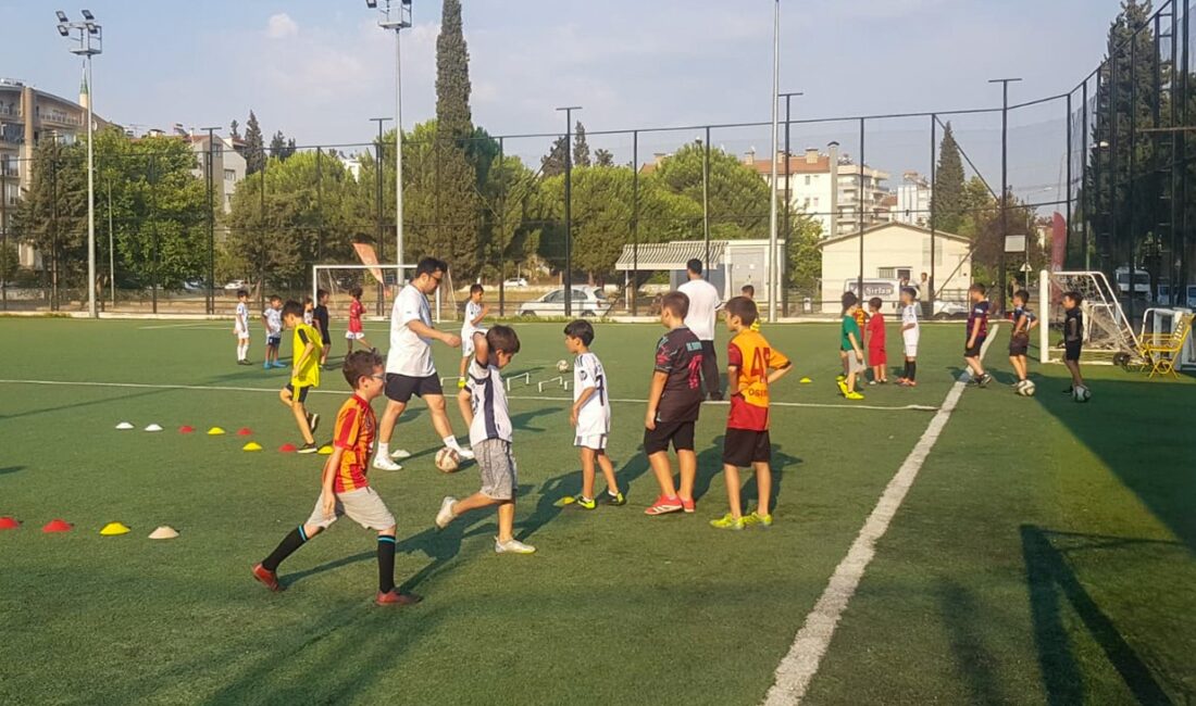 Efeler Belediye Başkanı Anıl Yetişkin’in çocukların fiziksel ve sosyal gelişimlerini