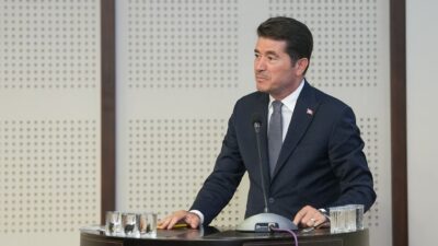 Ortahisar Belediye Başkanı Ahmet Kaya,yaz aylarında yaşanan trafik sorununa değinerek,