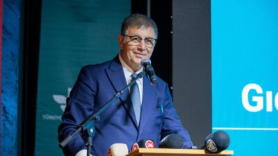 Geri Dönüşüm ve Organik Atık İçin Yeni Tesisler Yolda Eskişehir’de düzenlenen Gıda Güvenliği Paneli’nde konuşan Sağlıklı Kentler Birliği ve