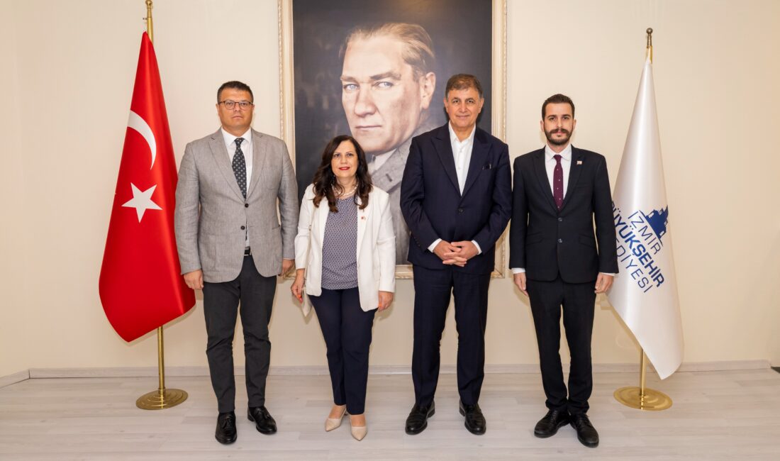 İzmir Büyükşehir Belediye Başkanı Dr. Cemil Tugay, görev süresi sona