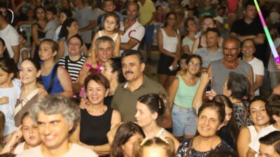 Dikili Belediyesi’nin her yaş grubuna hitap ederek  düzenlediği Kültür Etkinlikleri