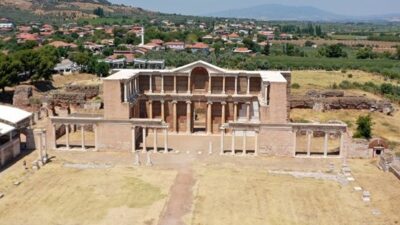 Manisa’da, Sardes Antik Kenti ve Lidya Tümülüsleri’nin UNESCO’ya alınması sevinci Manisa’da Salihli Turizm Derneği Başkanı Kadir Durmaz, “Sardes Antik Kenti
