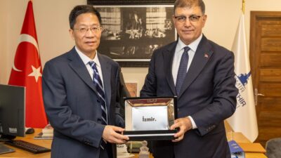 Cemil Tugay: Akıllı Teknolojiler İçin İş Birliği Yapılabilir Çin’in Sichuan Eyalet Komitesi Başkan Yardımcısı Zhong Mian ve beraberindeki