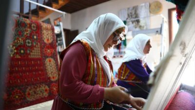 Geçmişi 15. yüzyıla kadar uzanan, prestijin simgesi dünyaca ünlü Uşak