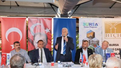Mustafa Bozbey: “Bursa turizmi için taşın altına elimizi değil, gövdemizi koyduk” Bursa Büyükşehir Belediyesi ve Bursa Turizm Platformu iş birliği ile