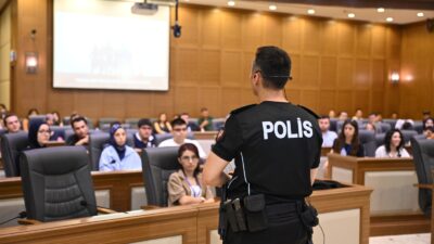 Bursa Büyükşehir Belediyesi, Kurum bünyesinde yaz stajı yapan üniversite öğrencilerine