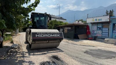 Kemer Belediyesi ve Antalya Büyükşehir Belediyesi iş birliğince Kuzdere Mahallesi’nde