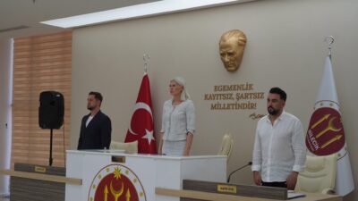 Şeyh Edebali Kültür ve Kongre Merkezinde yapılan toplantıda 7 gündem