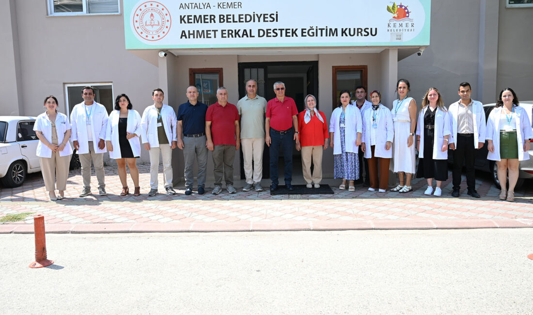 Kemer Belediyesi Ahmet Erkal Destek Eğitim Kurs Merkezi’nde 2025-2026 eğitim