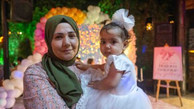 Bornova Belediye Başkanı Ömer Eşki, SMA Tip 1 hastası Esma’nın