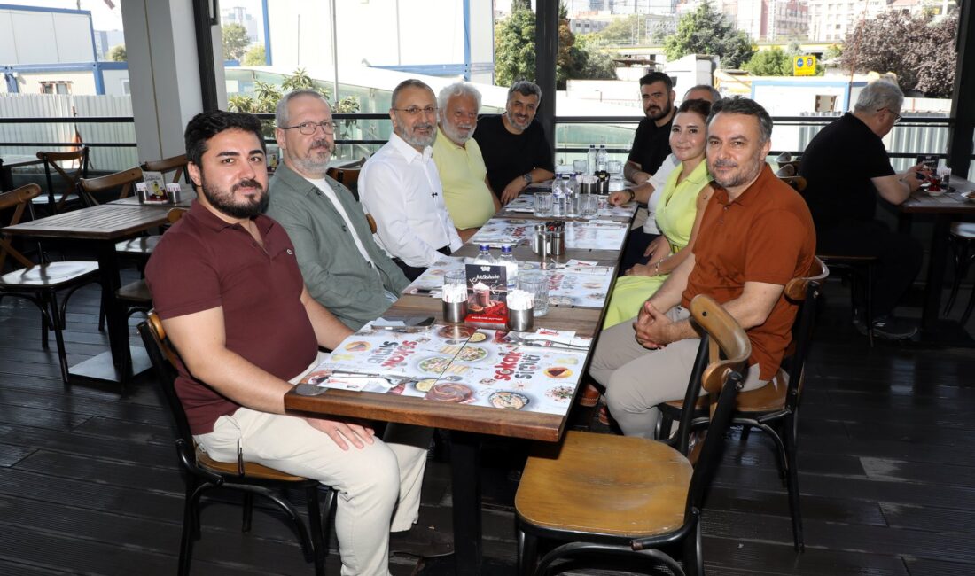 Eyüpsultan Belediye Başkanı Dr. Mithat Bülent Özmen, ilçenin daha modern,