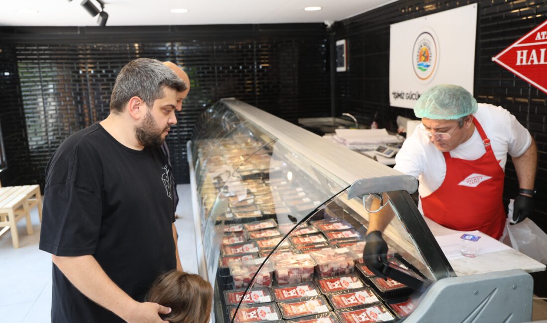 Atakum’a ilk kent lokantasını kazandıran Atakum Belediye Başkanı Serhat Türkel,