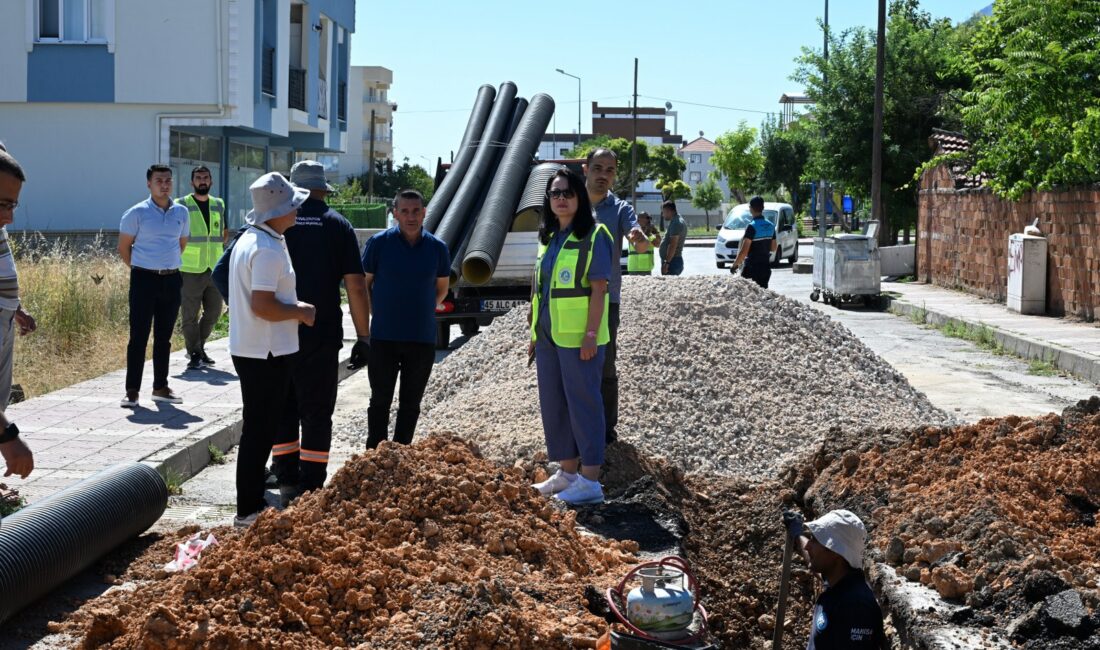 Manisa’nın Şehzadeler ilçesine bağlı Ahmet Bedevi Mahallesi’nde yıllardır yaşanan altyapı