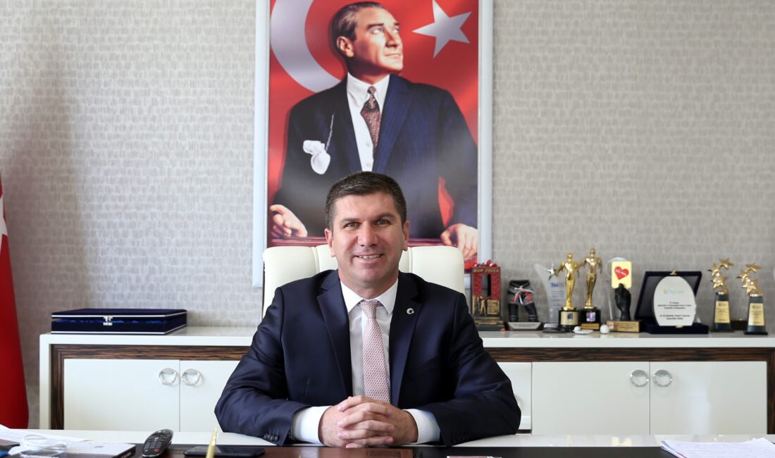 Burdur Belediye Başkanı Ali Orkun Ercengiz, 24 Temmuz Basın Bayramı nedeniyle