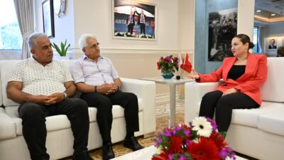 Antalya Alevi Bileşenleri, Antalya Büyükşehir Belediyesi Başkan Vekili Büşra Özdemir’i