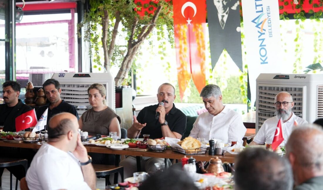 Konyaaltı Belediye Başkanı Cem Kotan, Konyaaltı esnafıyla üçüncü kez bir