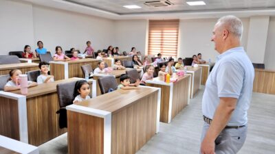 Çine Belediye Başkanı Mehmet Kıvrak, çocukların yaz tatilini verimli ve