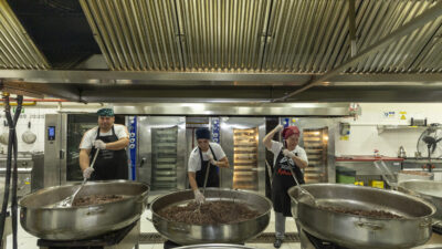 Mersin Büyükşehir Belediyesi Sosyal Hizmetler Dairesi Başkanlığı bünyesinde hizmet veren