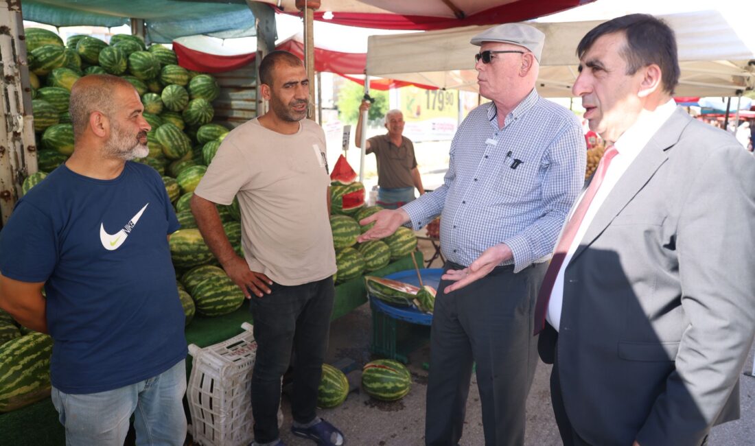 Odunpazarı Belediye Başkanı Kazım Kurt, Vişnelik Mahallesi’nde kurulan ve halk