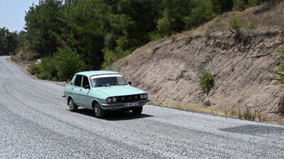 Manisa Büyükşehir’den Akhisar ve Turgutlu’ya 22 Kilometrelik Yol Çalışması Manisa Büyükşehir Belediyesi, Akhisar ve Turgutlu ilçelerinde yürüttüğü yol yapım