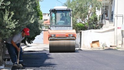 Manisa Büyükşehir Belediyesi, kentin dört bir yanında sürdürdüğü asfalt seferberliği