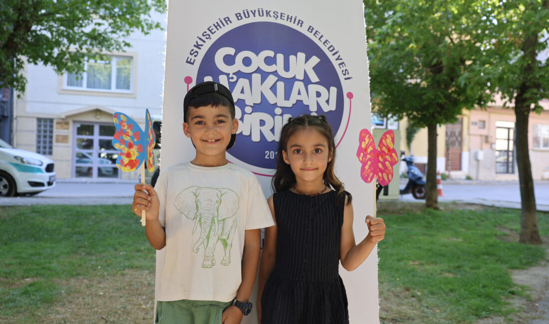 Eskişehir Büyükşehir Belediyesi tarafından düzenlenen Şirintepe Çocuk Şenliği,
mahalledeki çocuklara unutulmaz