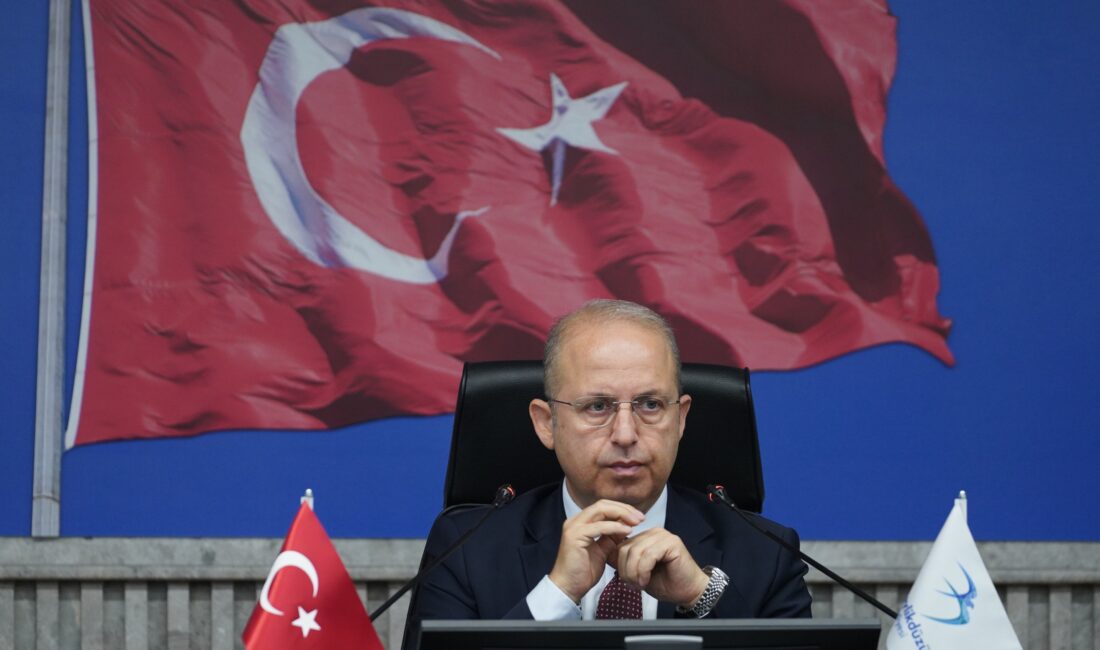 “ÇOK GEÇ OLMADAN BAŞKANIMIZ DERHAL SERBEST BIRAKILMALI” Beylikdüzü Belediyesi Temmuz ayı Meclis Toplantısı’nın 1. birleşimi, Beylikdüzü Belediyesi