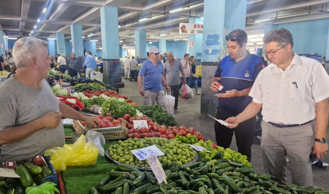Yalova Belediyesi, şehir genelinde sebze ve meyve satışının düzenli ve
