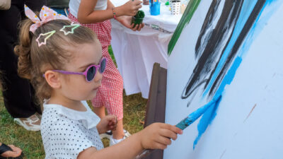 Büyükçekmece Belediyesi, sanatı salonların dışına taşıyarak ilçenin dört bir yanını