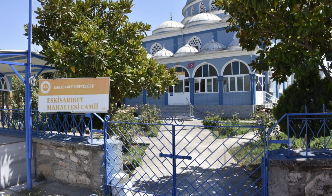 Karacabey Belediyesi Destek Hizmetleri Müdürlüğü, kırsal mahallelerin ihtiyaçlarını yerinde tespit