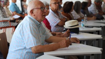 Eskişehir Büyükşehir Belediyesi, kıdemli vatandaşların sosyal hayatlarını
renklendirmek ve kendilerini geliştirmeleri