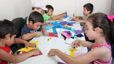 Ataşehir Belediyesi, çocukların yaz tatilini sanatla, eğlenceyle ve öğrenmeyle dolu