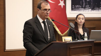 Büyükçekmece’de tutuklanarak görevden uzaklaştırılan Belediye Başkanvekili Ahmet Şahin’in yerine Hakan