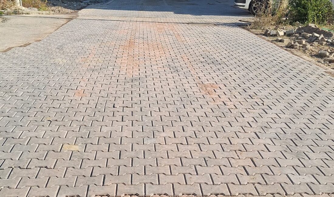 İzmit Belediyesi Fen İşleri Müdürlüğü, 5 ayrı mahalle parke yol