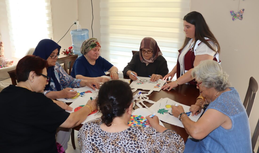 İzmit Belediyesi, 4 ayrı noktada hizmet veren Asırlık Çınar Evleri