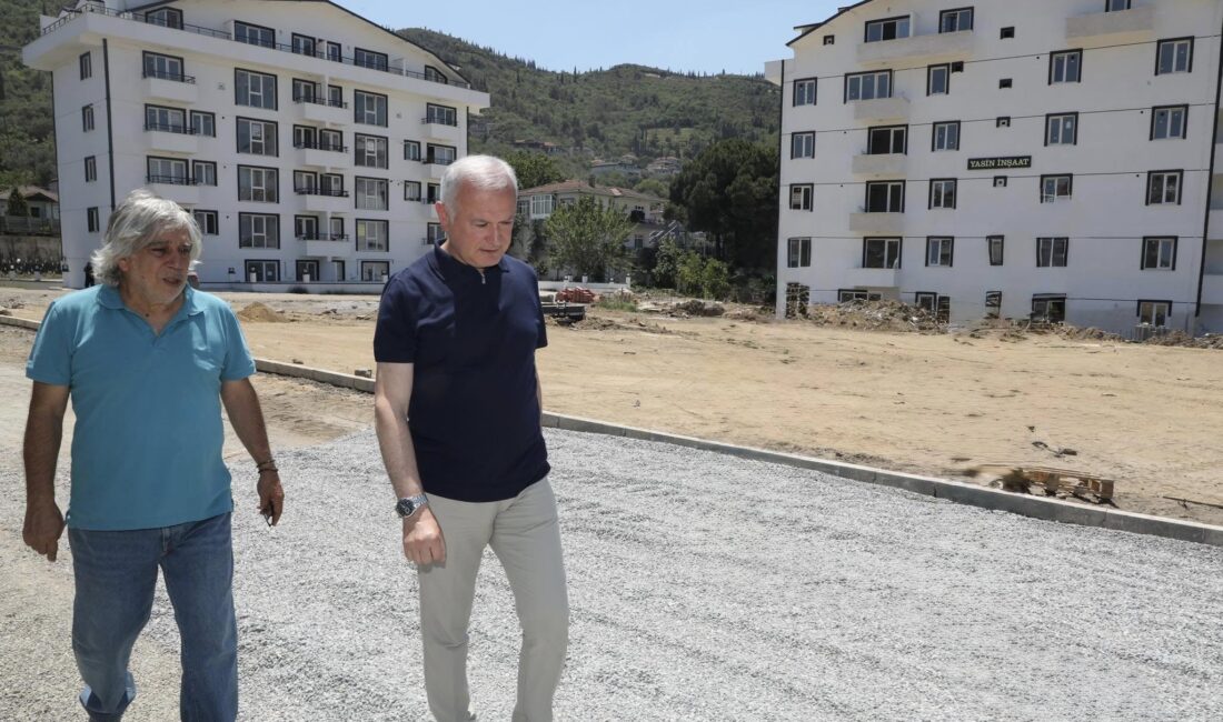 Karamürsel Belediyesi,yaz aylarında Kumyalı Plajı güzergâhında artan trafik yoğunluğunu azaltmak