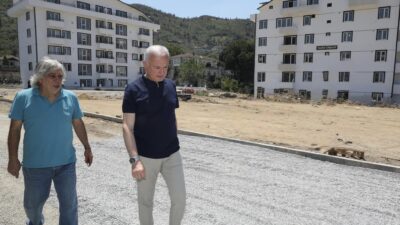 Karamürsel Belediyesi,yaz aylarında Kumyalı Plajı güzergâhında artan trafik yoğunluğunu azaltmak