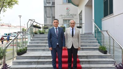 Kepez Kaymakamı Suat Dervişoğlu, iadeyi ziyaretler kapsamında Kepez Belediye Başkanı